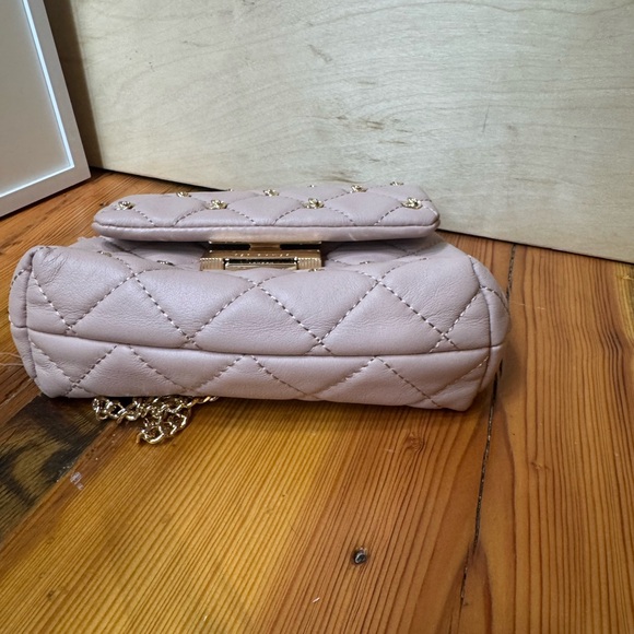 Ted Baker London Quilted Blush Pink Crossbody with Gold Chain - Picture 5 of 10